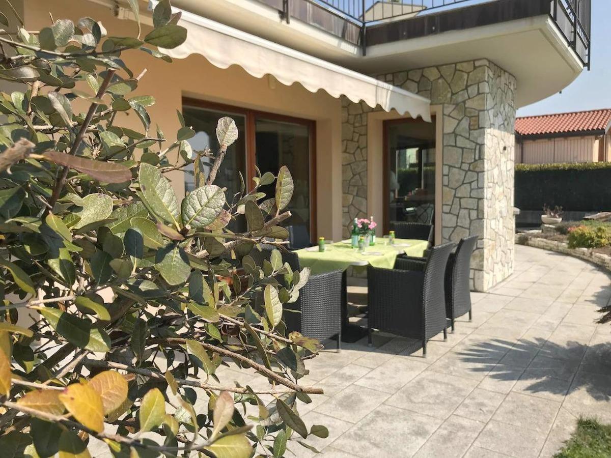 Il Sasso Bianco Bb Apartment Comerio Bagian luar foto